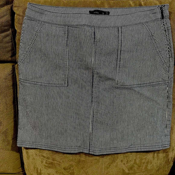 Prana Skirt - Picture 1 of 2